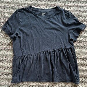 GAP asymmetrical flowy tee, size L